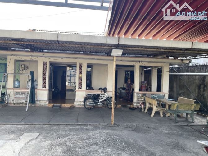 BÁN NHÀ MẶT TIỀN 310M2- GIÁ ĐẦU TƯ - KINH DOANH -ĐẦU TƯ ĐỀU OK - BÀ ĐIỂM - HOC MÔN - 1