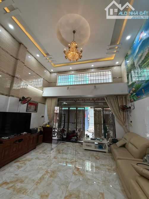 NHÀ LÝ THƯỜNG KIỆT HXH 82M2 5.4M X 15M 5 TẦNG - 1