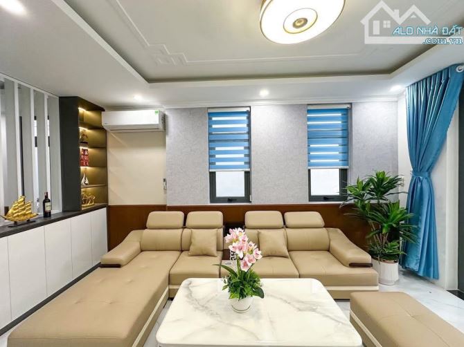 🏢 CƠ HỘI HIẾM – BÁN GẤP TRONG THÁNG – BÁN NHÀ MẶT TIỀN TRẦN BÌNH TRỌNG – 80M² – 5 TẦNG - 1