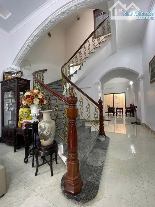 Bán nhà phố đông trà cực hiến 100m chỉ việc về ở - 1