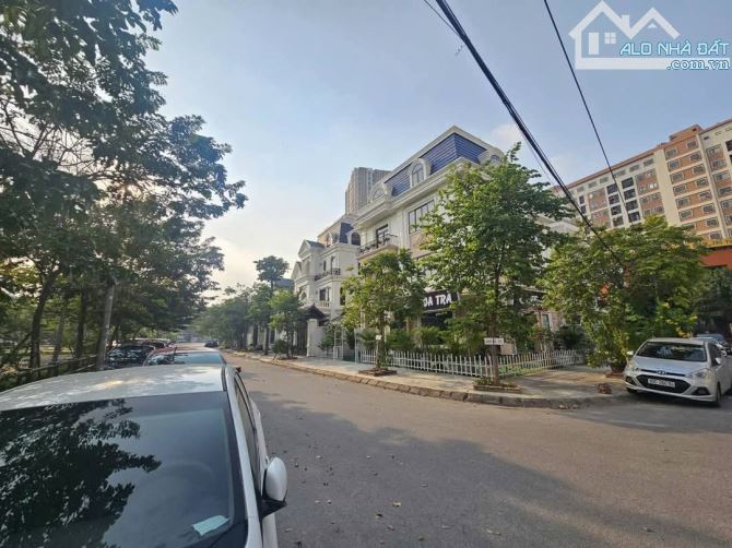 Pán căn Biệt thự xây thô cạnh trường mầm non Sao Mai thuộc công ty Nhà Khả Lễ, tp BN. Giá - 1
