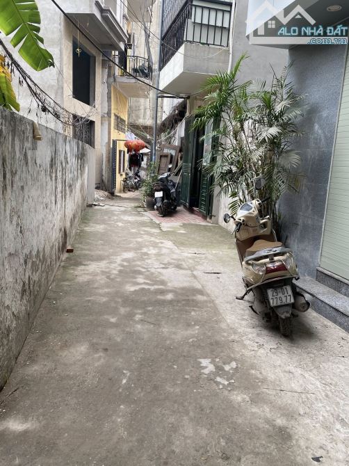 Bán nhà Đê Trần Khát Chân, Hai Bà Trưng, 43m2x3T, giá 6.799 tỷ, Ngõ nông cực thoáng - 1