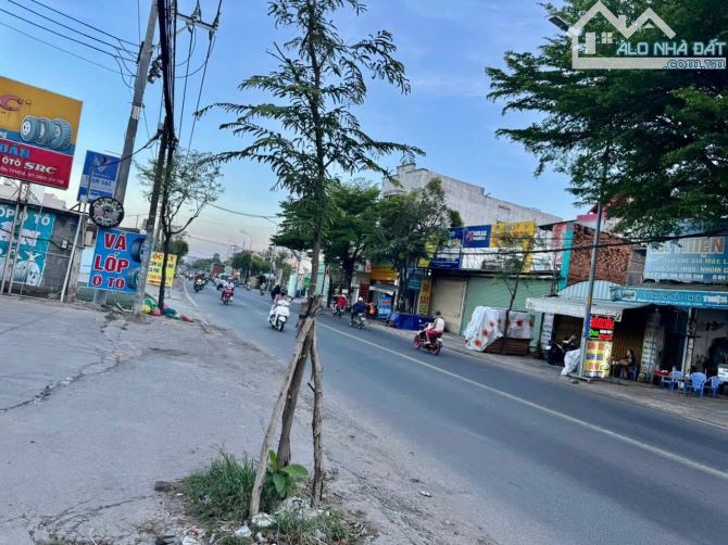 Bán nhà mặt tiền đường Lê Văn Khương, gần Hương Lộ 80B, 5*30m, C4 có lửng, vị trí đắc địa, - 1