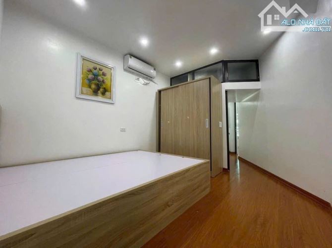 BÁN NHÀ TT Huỳnh Thúc Kháng, Đống Đa DT 30m( ttsd 68m) Tầng 3 g.iá 3,6 tỷ - 1