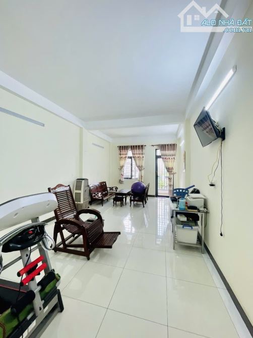 CỰC HIẾM NHÀ TỐT GIỮA KHÚC SUNG PHƯỜNG HIỆP THÀNH, Q12, MẶT TIỀN PHỐ VỚI 18,5 TỎI. - 1