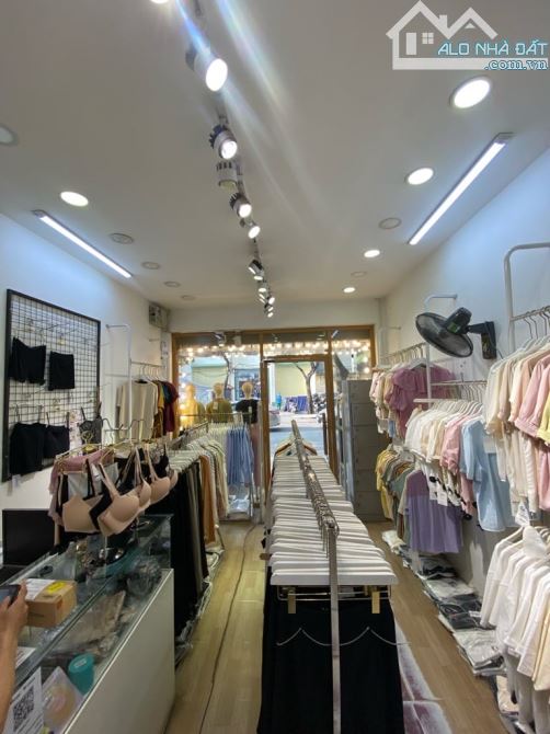 CỰC RẺ - BÁN NHÀ MẶT PHỐ CHÙA LÁNG - VỈA HÈ RỘNG - KINH DOANH ĐỈNH - 85M2 CHỈ 21.5 TỶ - 1