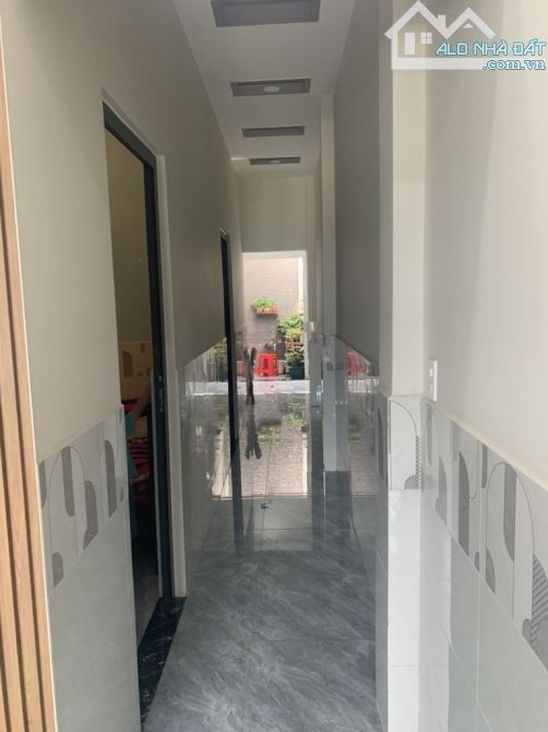 NHÀ ĐẸP Ở NGAY _ HXH TRÁNH BÌNH CHIỂU THỦ ĐỨC - 1