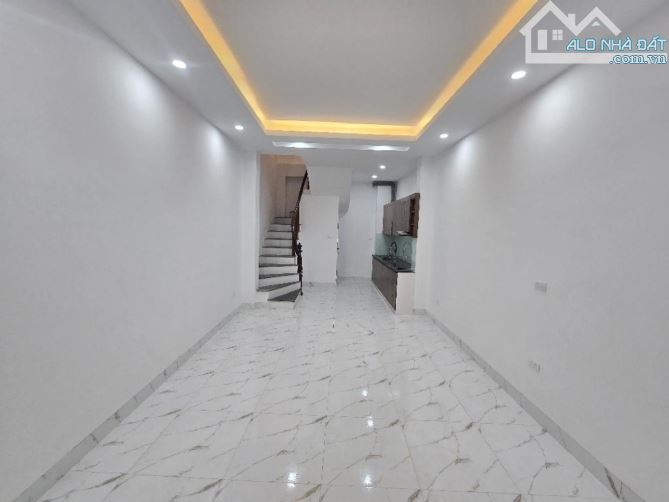 Bán nhà mới Dương Văn Bé 33m, 5 tầng, mt 4m, giá 7tỷ - 1