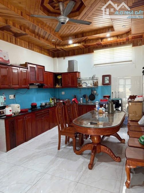 Nhà 3 tầng đường số 12 phường Trường Thọ Tp Thủ Đức 61m2 nhà 3 tầng giá tốt định cư - 1