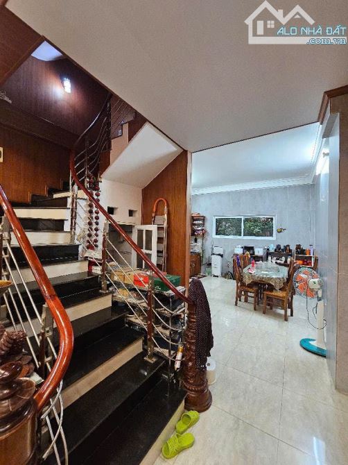 Bán nhà Phúc Lợi, Long Biên, nhà đẹp dân xây 68m2 chỉ 8 tỷ hơn - 1