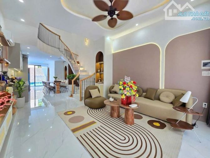 SIÊU VILLA HỒ BƠI – CÁCH BIỂN CHỈ 500M DÒNG TIỀN ỔN ĐỊNH – THIẾT KẾ CHUẨN NGHỈ DƯỠNG - 1
