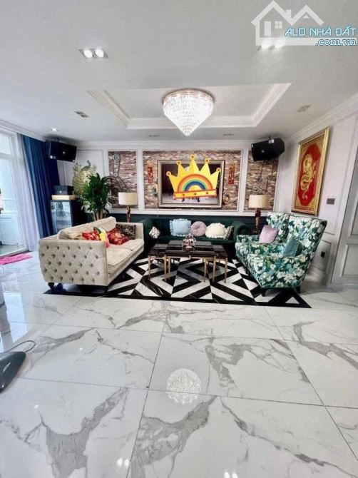 BIỆT THỰ SIÊU VIP P.9 PHÚ NHUẬN - DT: 7.1❌16 - 7 TẦNG KIÊN CỐ - CHỈ 35.5 TỶ. - 1