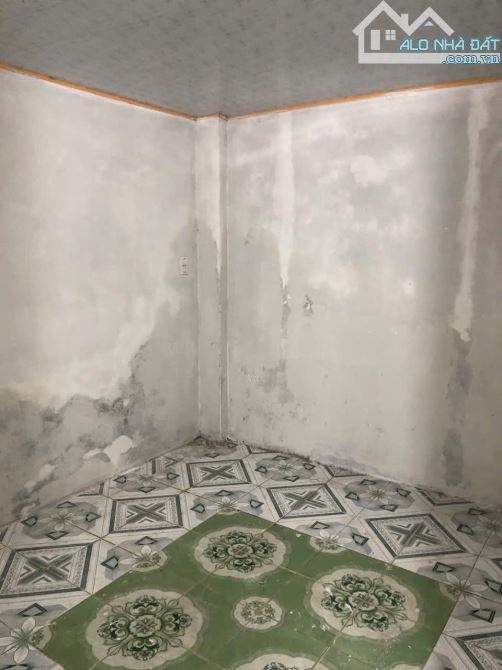 Bán đất tặng nhà C4 đường VŨNG THÙNG 1 , đối diện Chung cư 100m2 giá 4ty6 có bớt - 1