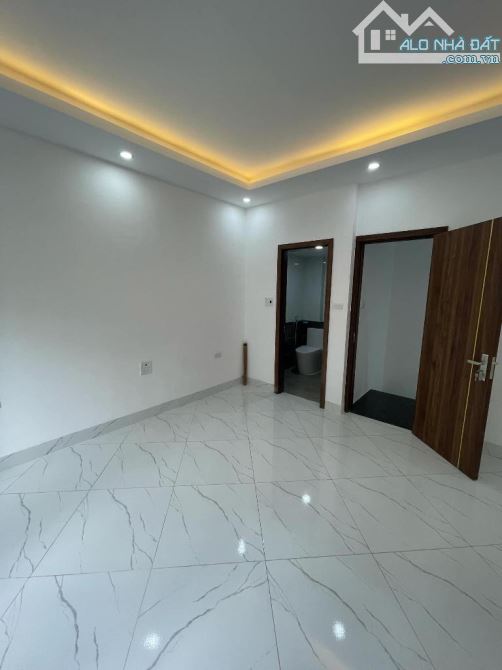 💥🔥NHÀ Ở PHỐ TRẦN KHÁT CHÂN- NHÀ 4 tầng- 3 ngủ - Giá nhỉnh 5 tỷ - 1