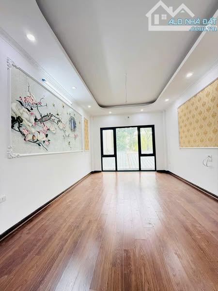 NHÀ ĐẸP MỚI XÂY - 6 TẦNG  - Ở SƯỚNG - BAY NHANH - 1