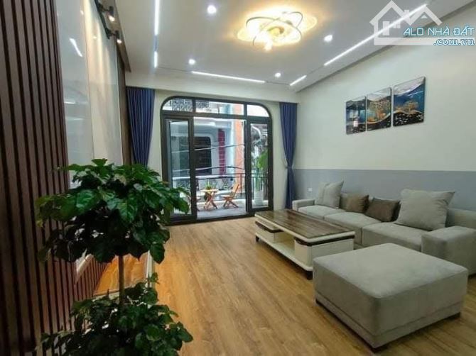 BÁN NHÀ NGUYỄN KHÁNH TOÀN 55m2. NGÕ Ô TÔ TRÁNH ĐỖ + GARA Ô TÔ. VĂN PHÒNG CỰC TỐT - 1