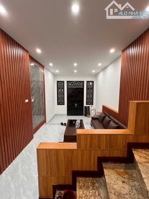 BÁN NHÀ GIÁI PHÓNG, KIM ĐỒNG, Ô TÔ ĐỖ CỬA,DT 40M2, 8.98 TỶ - 1