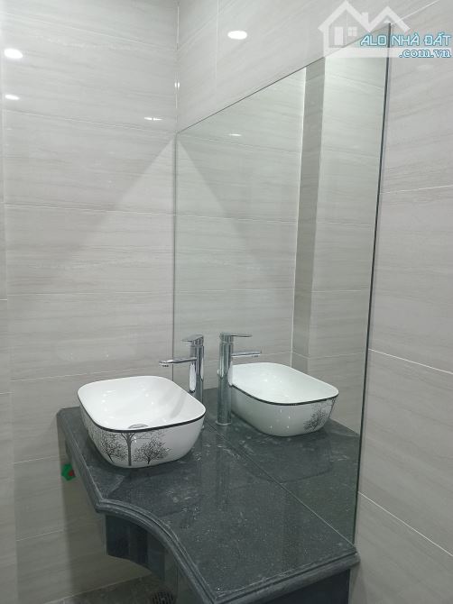 Bán nhà Đường Bờ Sông Tựu Liệt, Thanh Trì, 90m2x4T, giá 16 tỷ, 4 oto ngủ trong nhà - 1