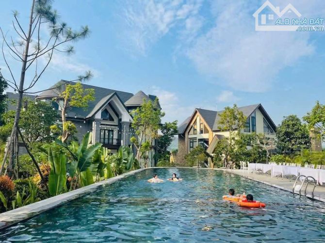 Sẵn hạ tầng đẹp khu làng châu âu, diện tích 585m 3 mặt đường, oto tránh khuôn viên đẹp - 1