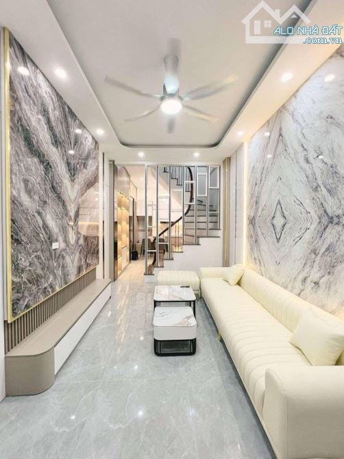NHÀ PHÂN LÔ ĐỀN LỪ : 46M x 5 TẦNG, NGÕ Ô TÔ, GIÁ CHÀO 10,2 TỶ - 1