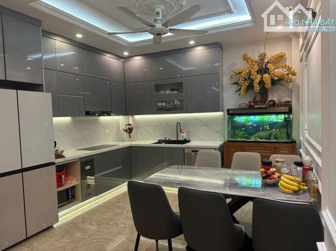 Nhà đẹp phố Bồ Đề – Long Biên,55m2x 5 tầng, mặt tiền 4.2m, kinh doanh, mặt ngõ ô tô thông - 1