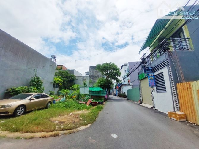 Nhà Đẹp - Hẻm xe hơi 6m - Kế Lê Văn Việt - Sổ nở hậu tài lộc - Hoàn công đủ - Chỉ 5 tỷ - 1