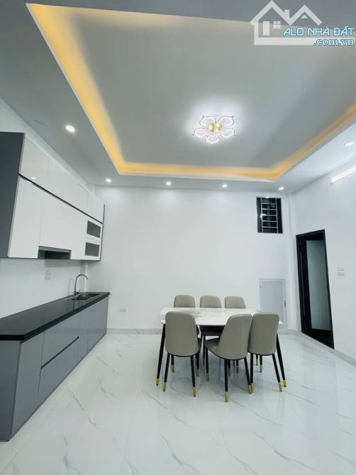 BÁN NHÀ gần  PHỐ HUẾ– 65M² x 5 TẦNG X MT 4m– THANG MÁY – 7 PHÒNG KÉP KÍN – 13.9 TỶ - 1
