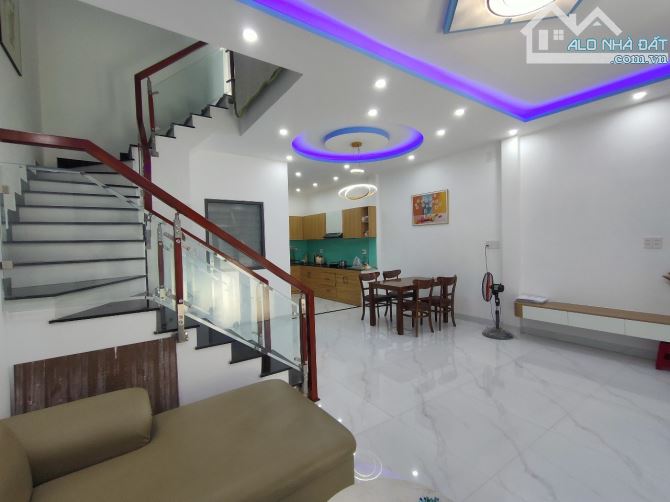 Bán nhà 2 tầng giá 3,4 tỷ/56m2 K368 Hoàng Diệu, Hải Châu - 1