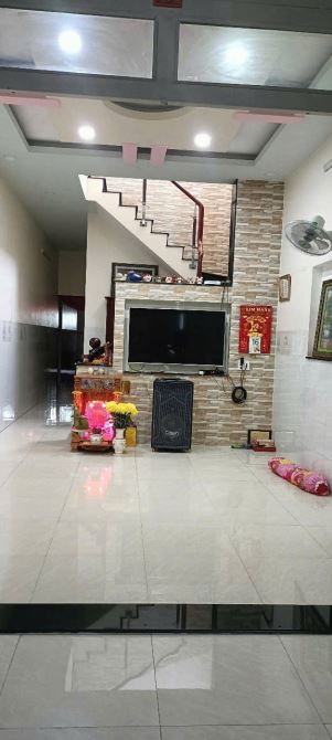 Nhà gần chợ Dĩ An, hẻm ô tô, 160m ngang 5m thổ cư 157m, 2333 Dĩ An - 1