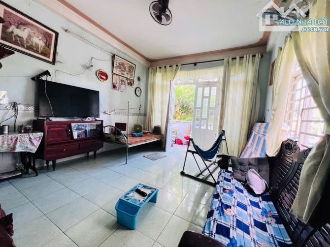 BÁN NHÀ MTKD 170M2 ( 5,5x28M NỞ HẬU 7,5M) DÒNG TIỀN ỔN ĐỊNH CHỈ 2X TỶ TL - 1
