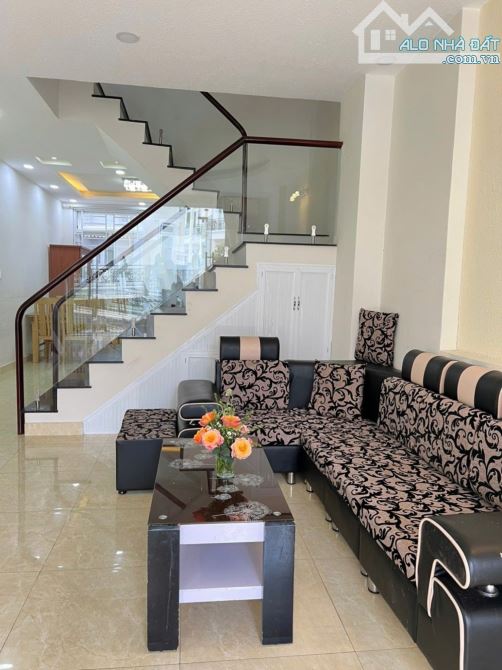 bán nhà phường 4 đà lạt gồm 4 phòng ngủ giá 6,5  tỷ - 1