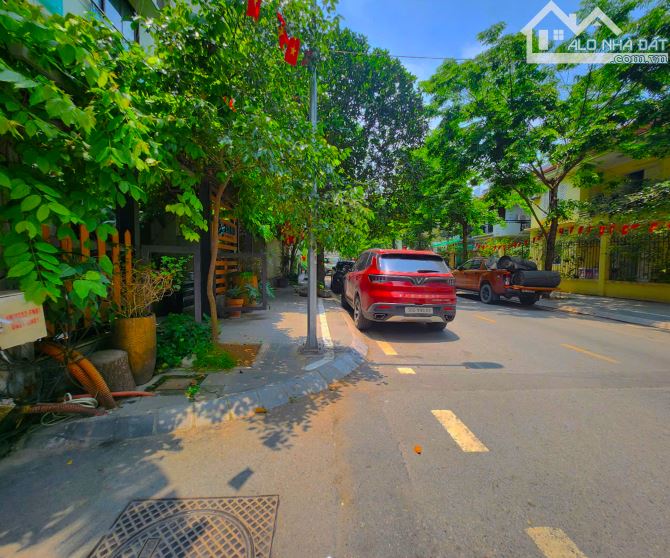 Kế bên Hồ Tây Võng thị -50m² vuông vắn, Sang trọng Đẳng Cấp Bền Vững - 1