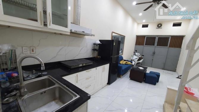 Bán nhà Phố Kim Mã – 33M² – 4 TẦNG – NGÕ THÔNG – SỔ RIÊNG – Ở NGAY CHỦ GIẢM CHÀO 300TR - 1