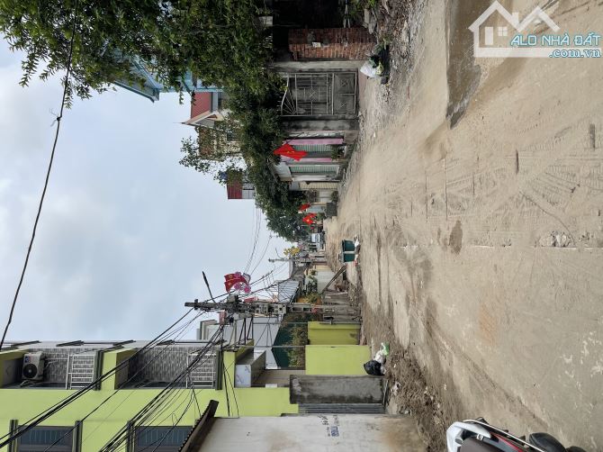 BÁN NHÀ PHỐ LỘC HÀ - MAI LÂM ĐÔNG ANH 90m2 MT 5M Giá nhỉnh 12TỶ - 1