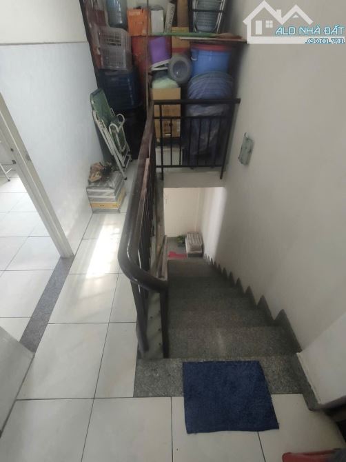 Bán gấp nhà 2 tầng đúc - 4 PN - SHR Hoàn Công - Hẻm 5m - 1