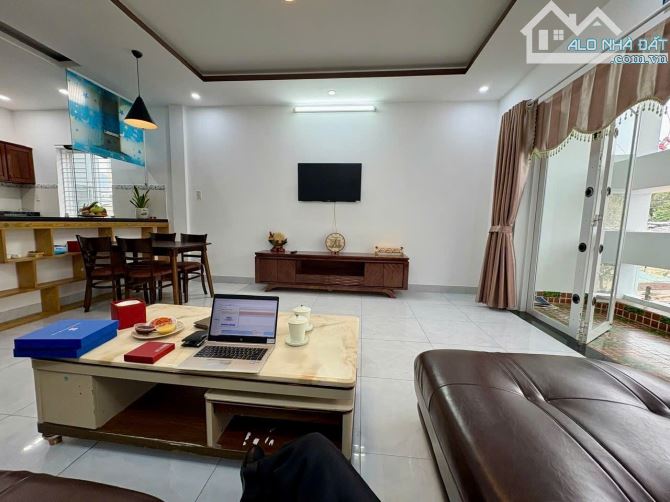 SIÊU PHẨM! NHÀ 3 TẦNG - FULL NỘI THẤT - MẶT TIỀN PHẠM CỰ LƯỢNG - 105m2- CẠNH NGUYỄN CÔNG T - 1