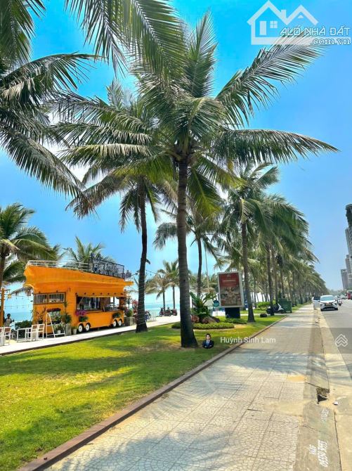 SIÊU PHẨM! Biệt thự 3 tầng - Nguyễn Văn Thoại - 310m2 ngang 10m- Oto đậu 24/7 - Cách biển - 1