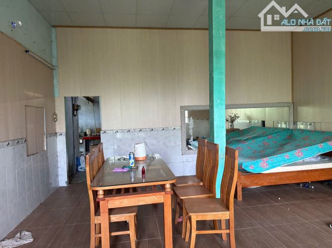 744m2 Thổ + Có nhà cấp 4, đường xe oto 4c, cách 830 chỉ 900m - 1