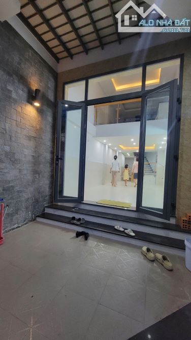 Nhà mới 418/9a Minh Phụng Q11 4x13m 2L 12.9 triệu - 1