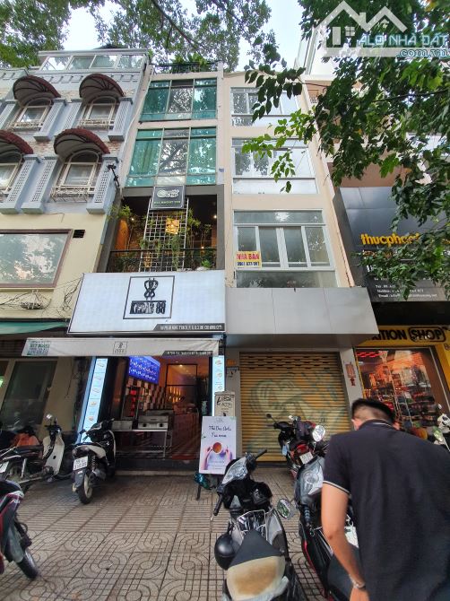 Cần bán gấp trong tháng, nhà mặt tiền phố Bùi Thị Xuân Quận 1, 4.2x20m 3 tầng Giá 30 tỷ TL - 1