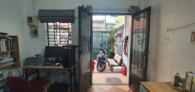NHÀ VỊ TRÍ CỰC ĐẸP- CÁCH MẶT TIỀN ĐƯỜNG DƯƠNG BÁ TRẠC CHỈ 100M- QUẬN 8 - 1