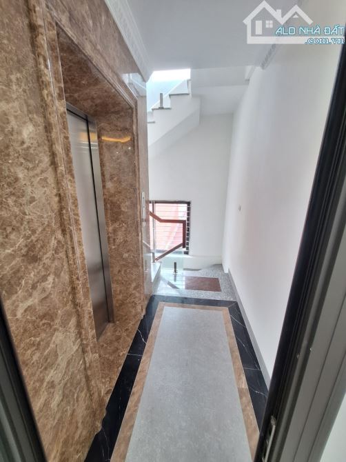 Nhà riêng Thang máy Đội Cấn 60m2x6T MT4m ngõ 2 làn oto vị trí đẹp full ĐH mọi mô hình 24tr - 1