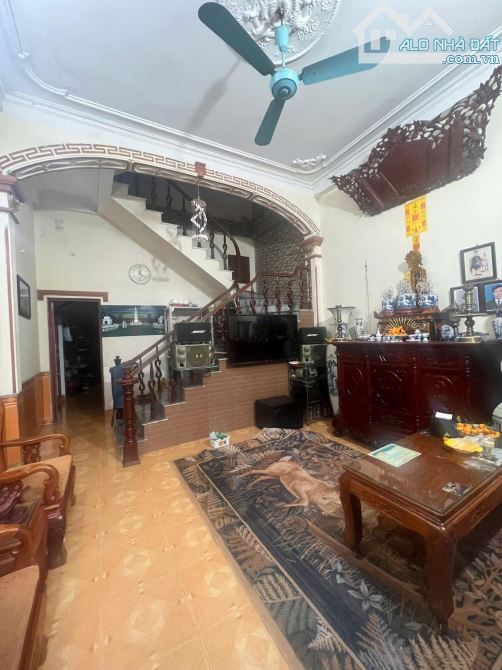 Bán nhà Xã Đàn - 31m2 - 6 tỷ - nhà đẹp,chắc chắn - gầb phố - 1