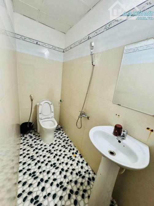 Nhà bán đường Khuôn Việt, DTSD 96m, 6 tầng, giá nhỉnh 20 tỷ - 1