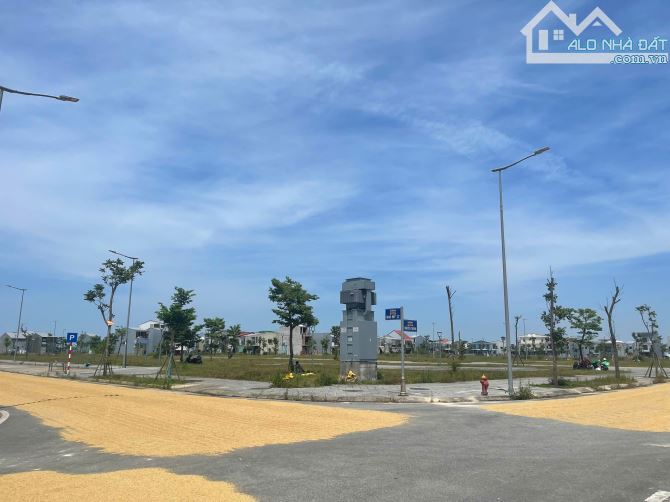 Sở Hữu Ngay Nhà Gác Lửng KV 5 Hương Sơ Sạch Sẽ - 1