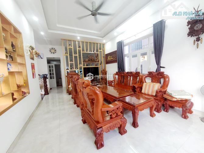 BÁN NHÀ ĐẸP 1T3L MẶT TIỀN PHƯỜNG 8, NGANG 13M - GIÁ 12.5 TỶ , HƯỚNG ĐN SIÊU MÁT - 1