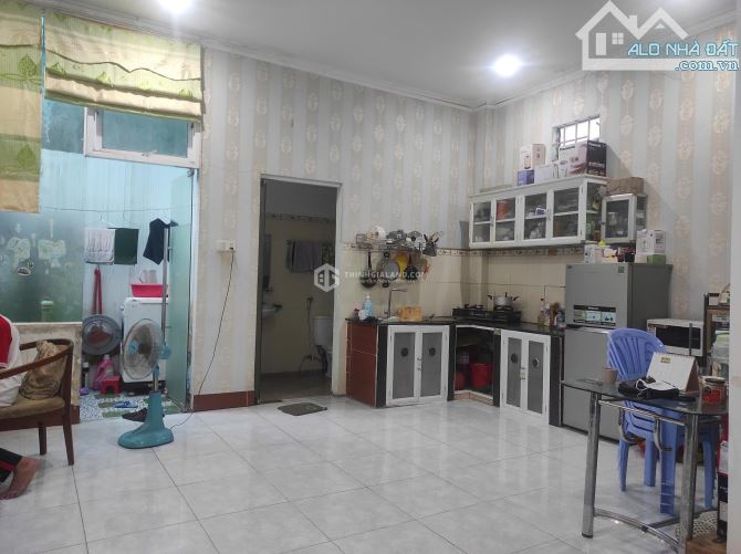 BÁN NHÀ CẤP 4 ĐƯỜNG HOÀNG VIỆT, HẺM OTO 4 CHỖ- 82M2 (NGANG 6M ), GIÁ 3 TỶ - 1