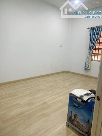 Cho thuê nhà ở Phúc Diễn 55m2, 3 tầng, 5 phòng, oto đỗ cửa.Full điều hòa. - 1