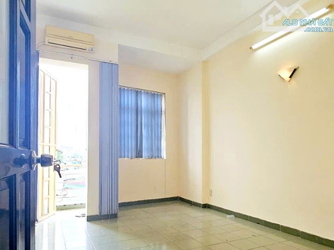 Cho thuê nhà 3 lầu 5 phòng HXT Điện Biên Phủ - sát metro Văn Thánh - 1