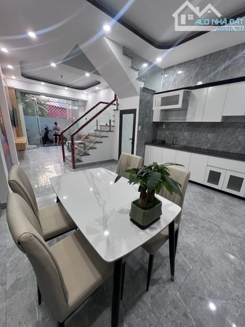 Nhà 4 tầng xây mới tại Nam Hùng Nam Hải,ngõ to thông ra Bùi Viện -Ngô Gia Tự Giá 2,38 tỷtt - 1